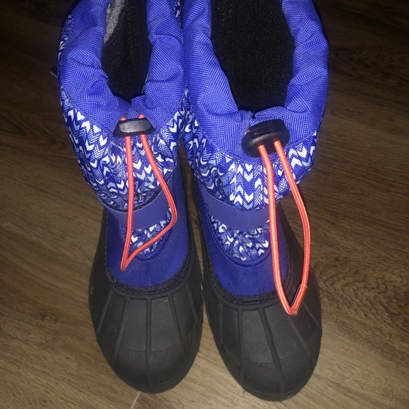 Columbia kids snow boots - Picture 3 of 3